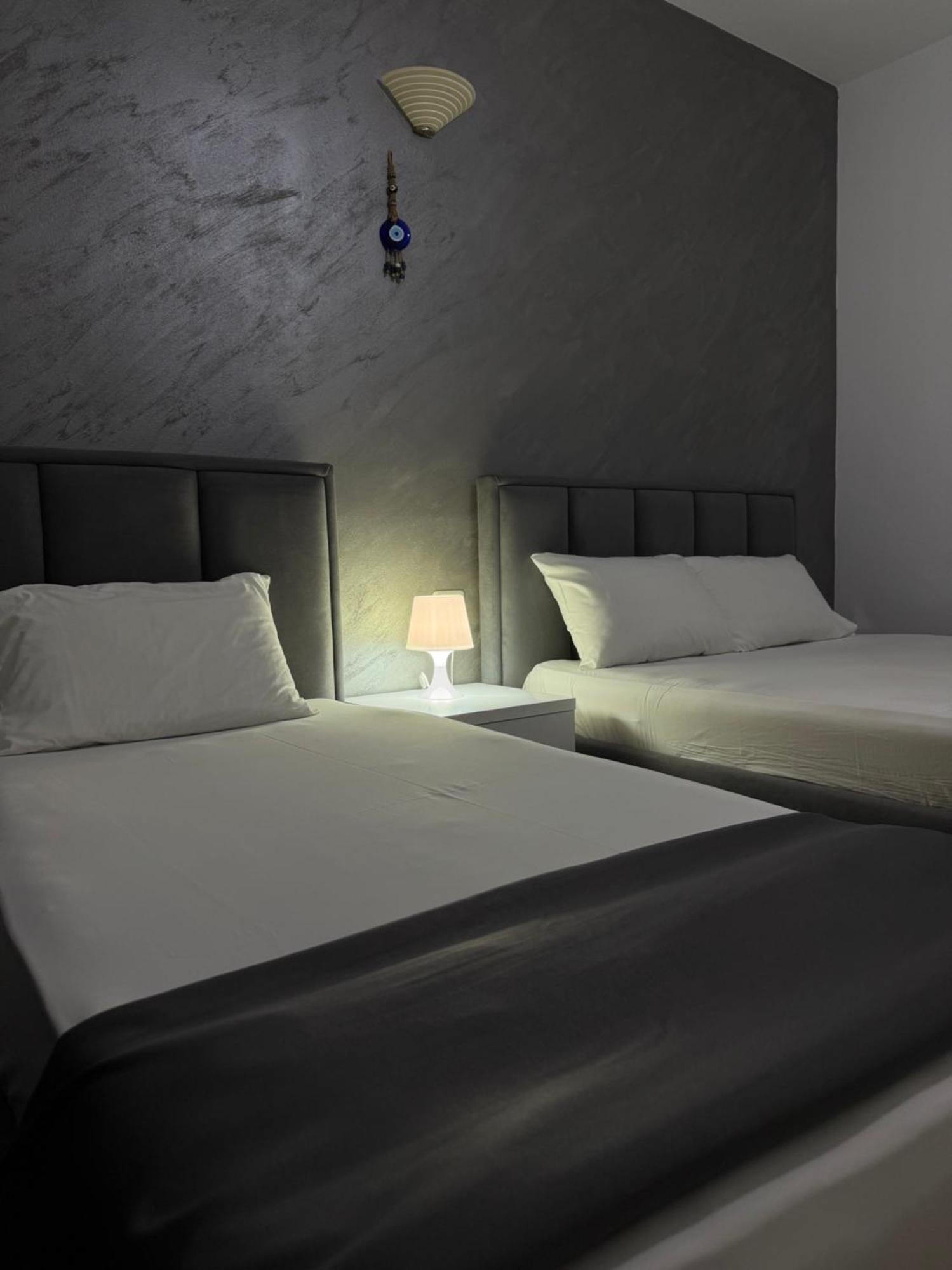 Hotel Two Mermaids Ksamil Ngoại thất bức ảnh