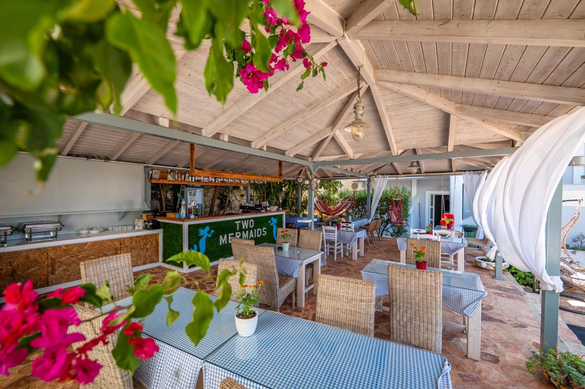 Hotel Two Mermaids Ksamil Ngoại thất bức ảnh
